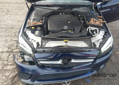 2019 Mercedes-Benz C 300 из США, поврежденный, VIN 55SWF8DB9KU302764